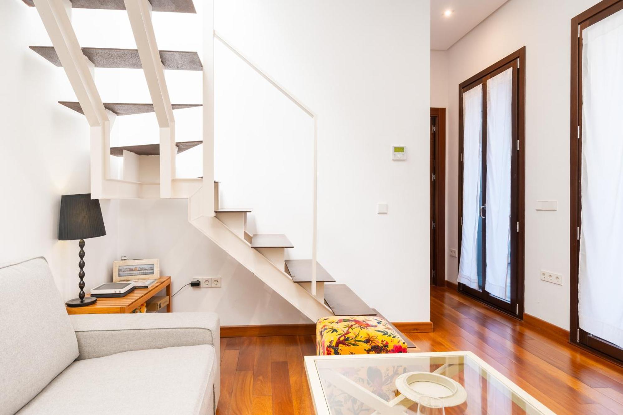 Attic With Terrace- 1Bd 1Bth- Corral Del Rey Apartment Seville Exterior photo